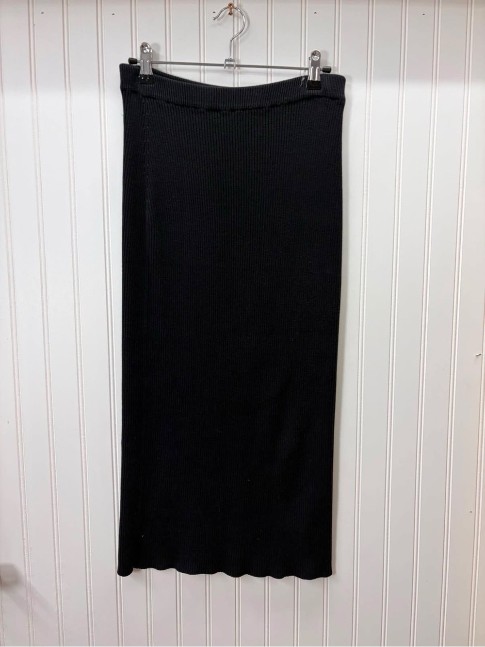 Forget Dr framboise vintage Sleek Black Rib-Knit Midi stretchy fitted Skirt
